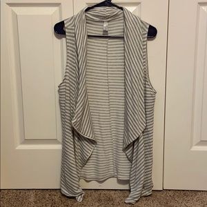 Ladies vest cardigan